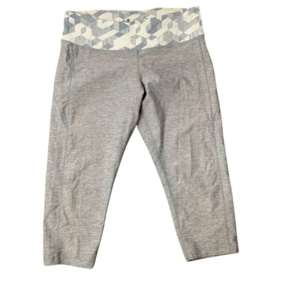 Tuff Athletics Women's Set of 2 Bundle Top & Capri Crop Leggings Grey Small - Picture 4 of 11